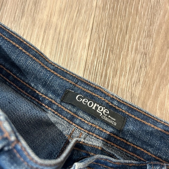 George Straight Cut Jeans - Picture 3 of 5